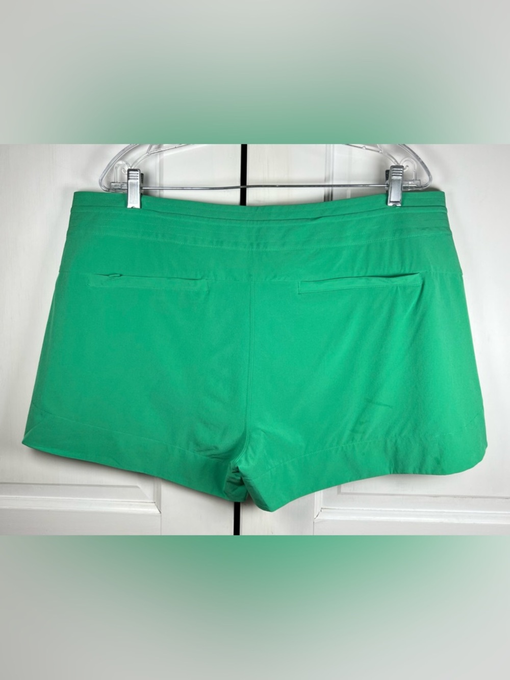 NWOT Athleta Hudson Boardshort, Kelly Green Water Sports Shorts Size 16 - Picture 2 of 5